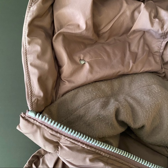 Lululemon Pack It Down Vest - Picture 2 of 10